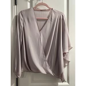 krisa lilac ruffle sleeve blouse - S EUC